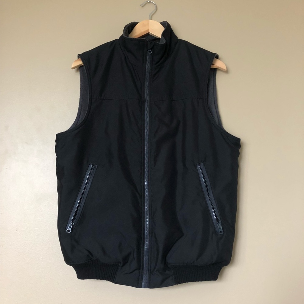 {Chaps} Black Sleeveless Vest Jacket